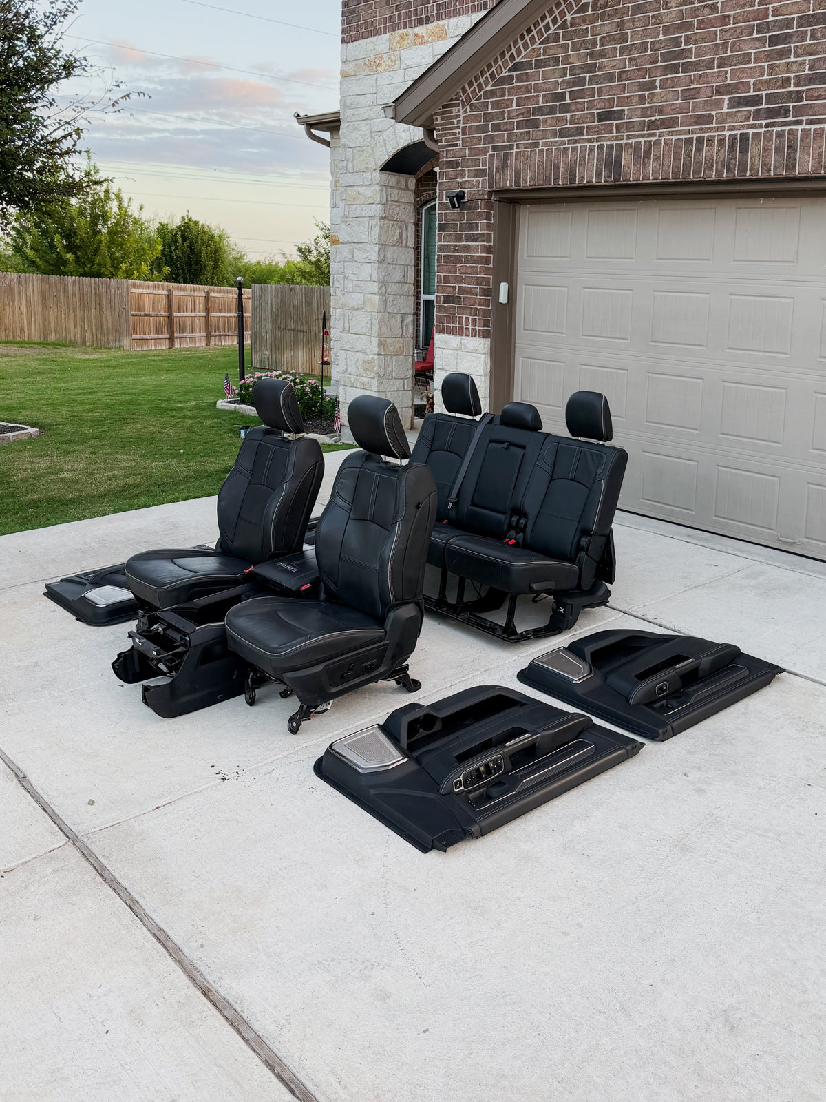 2022 Ram 3500/3500 Limited Interior - Seats, Console, Door Panels