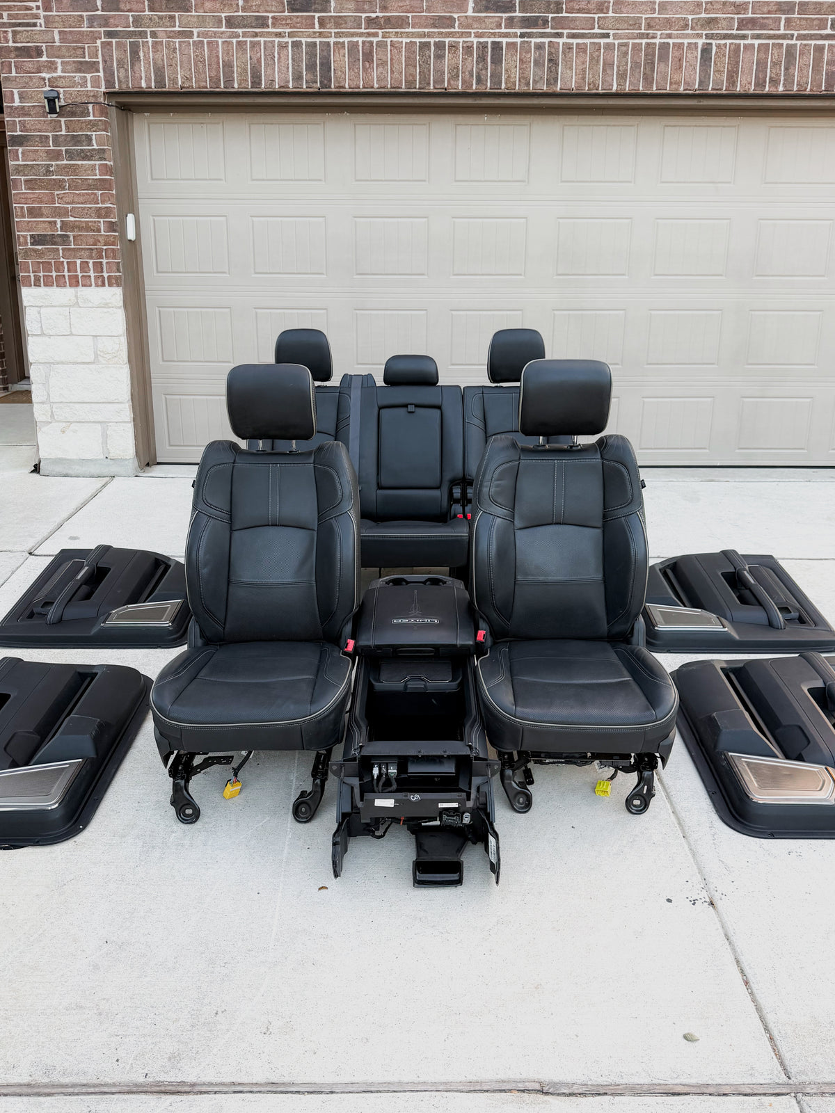 2022 Ram 3500/3500 Limited Interior - Seats, Console, Door Panels