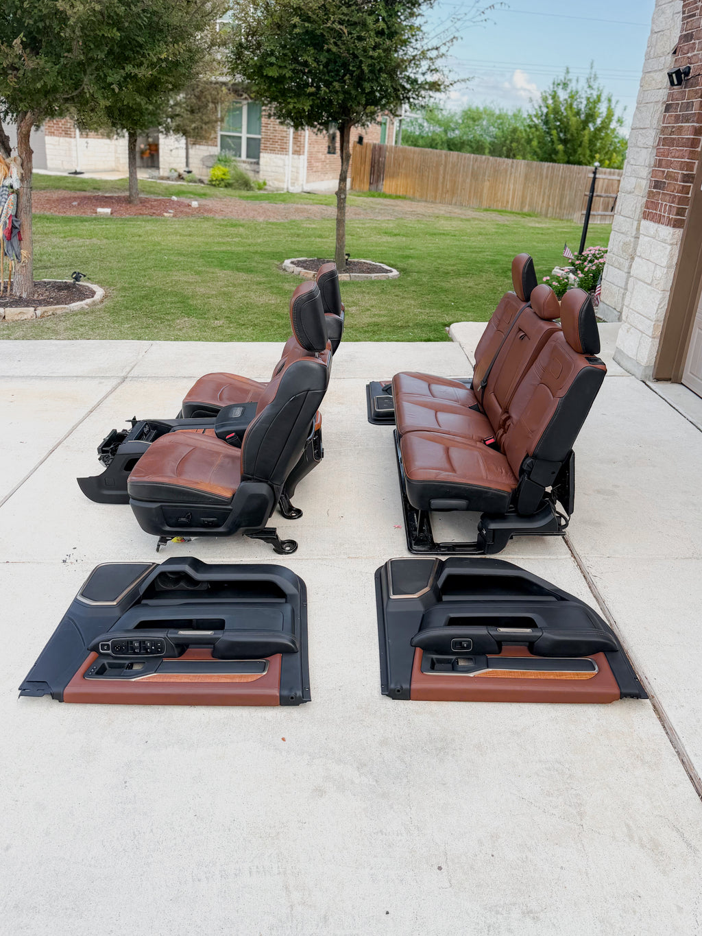 2020 Ram 2500/3500 Laramie Longhorn Megacab Interior - Seats, Console, Door Panels