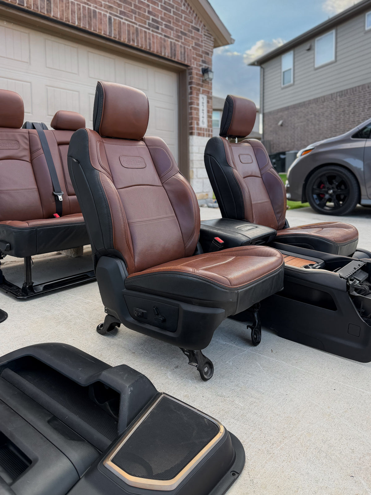 2020 Ram 2500/3500 Laramie Longhorn Megacab Interior - Seats, Console, Door Panels