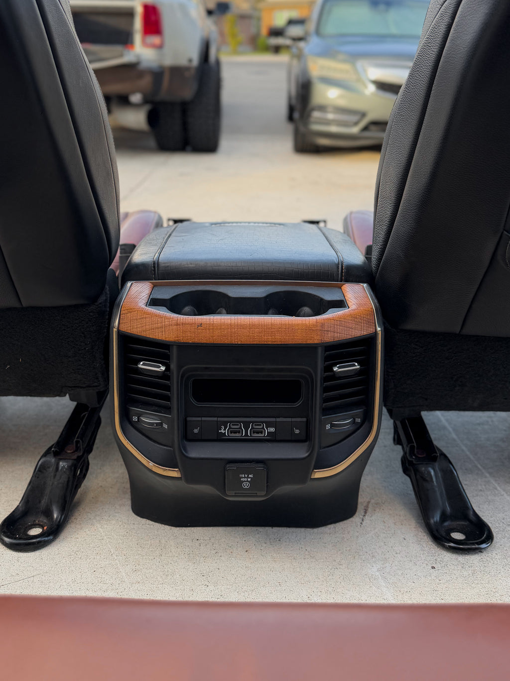 2020 Ram 2500/3500 Laramie Longhorn Megacab Interior - Seats, Console, Door Panels