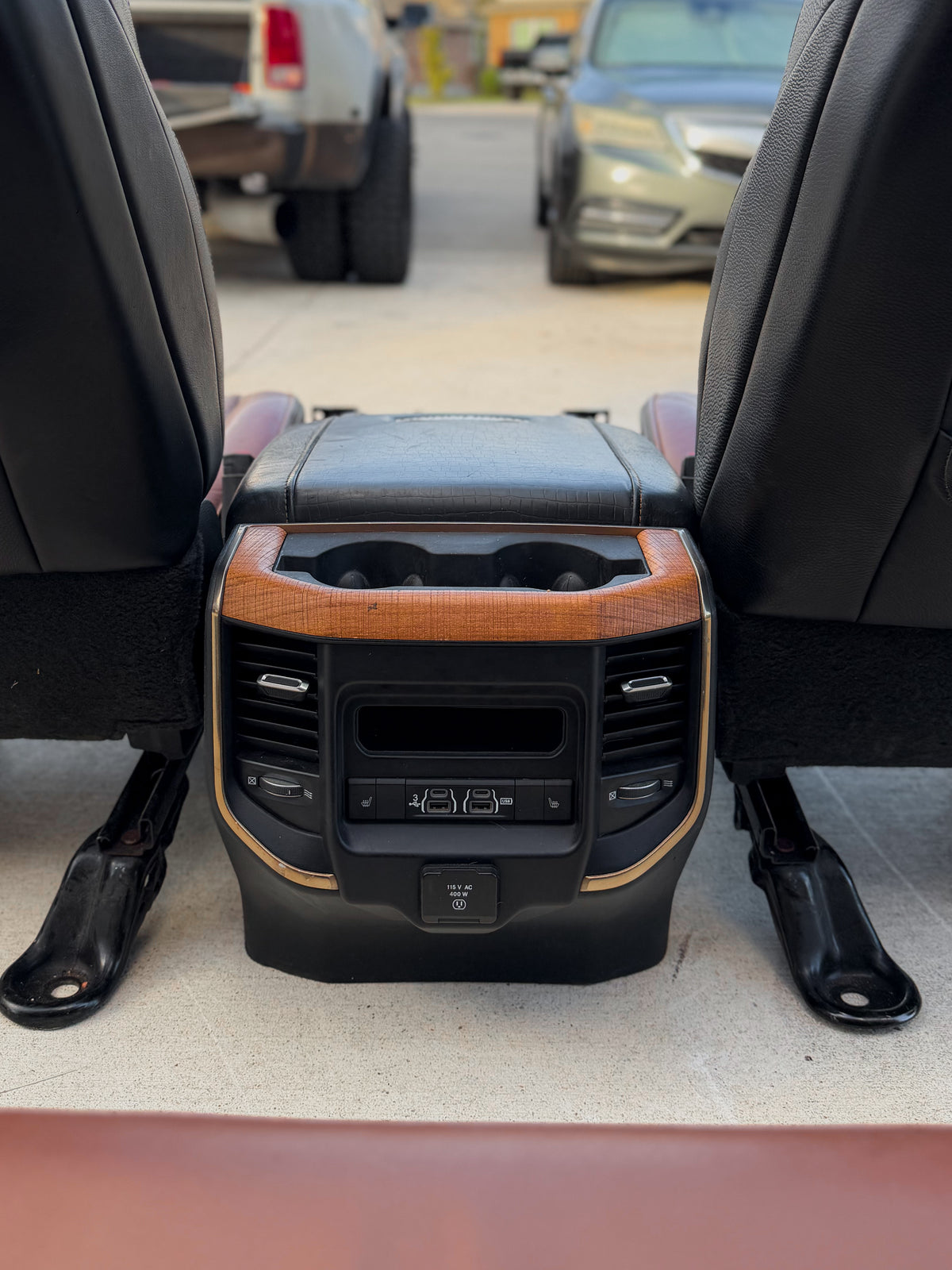 2020 Ram 2500/3500 Laramie Longhorn Megacab Interior - Seats, Console, Door Panels